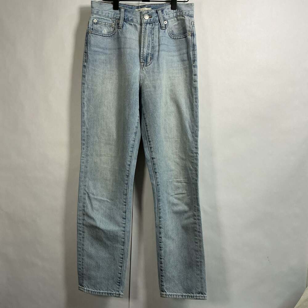 Madewell High-Rise Straight Leg Jeans in Light Wash